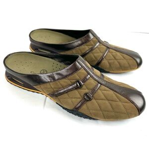 Cole Haan Women’s Nike Air Moss Suede Mule Slides